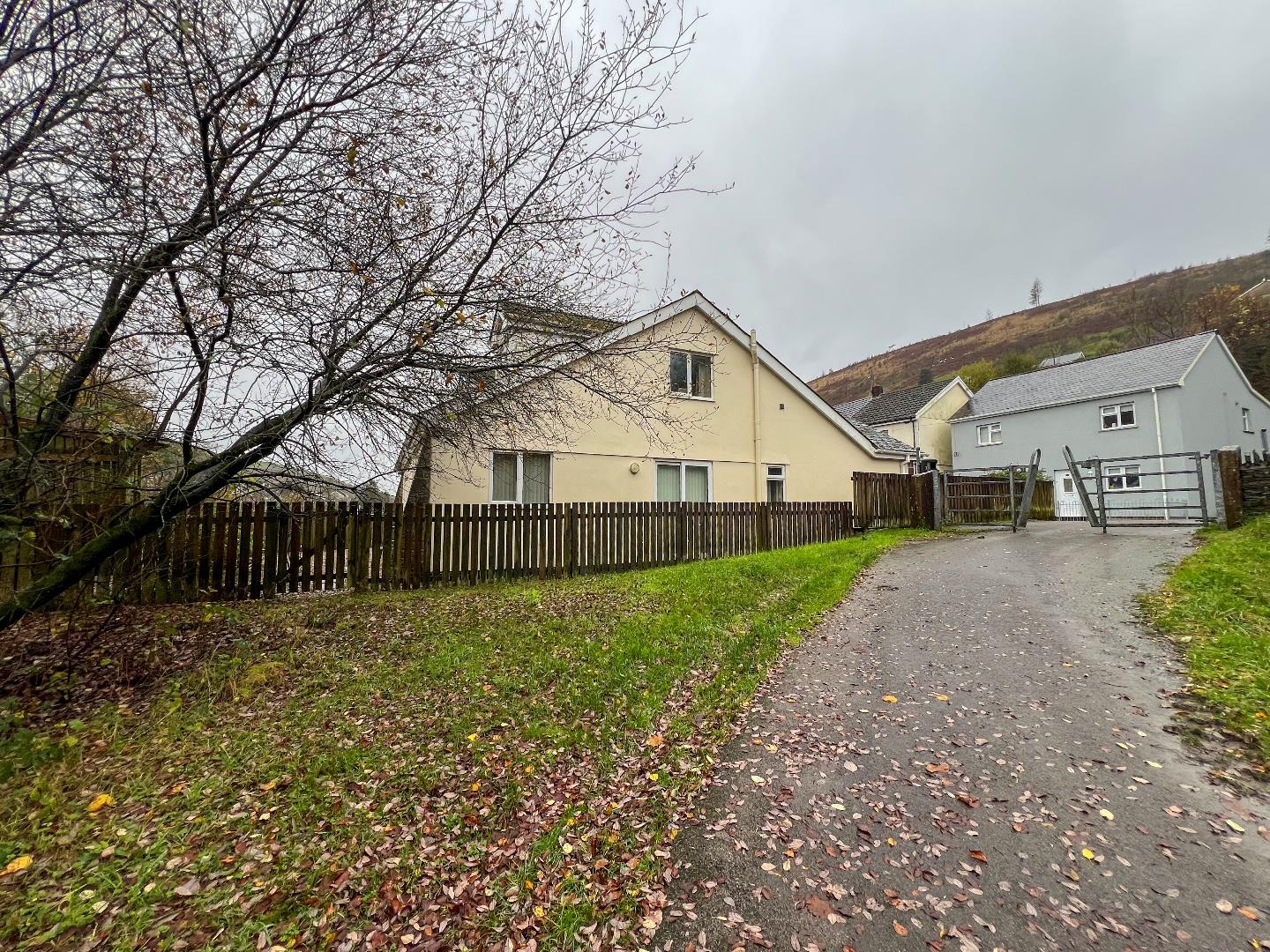 Prospect Place, Pontycymer, Bridgend County Borough, CF32 8EE